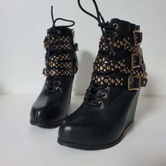 BCBGeneration Larissa Studded Strappy Wedge Lace Up Ankle Boots, Black size 7 - Picture 4 of 13